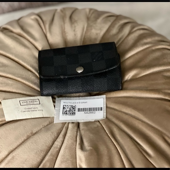 6 KEY HOLDER - Picture 5 of 5